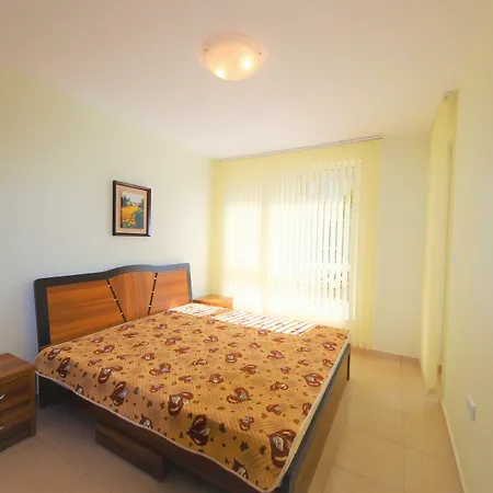 Menada Butterfly Apartman *