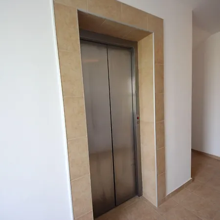 Menada Butterfly Apartman