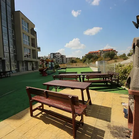 Apartment Menada Butterfly